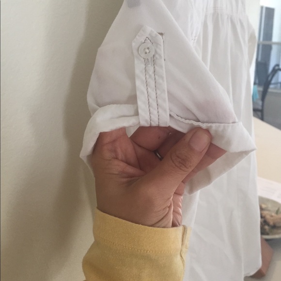 White button down short sleeved shirt - Picture 7 of 8